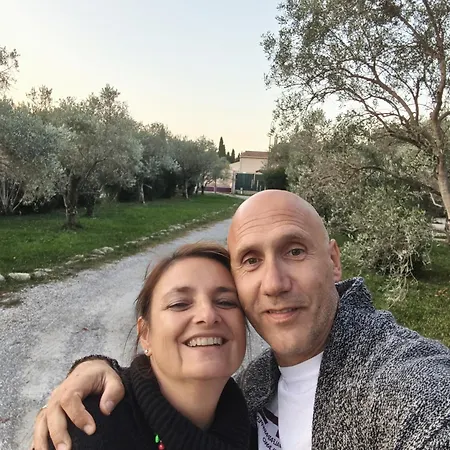 Homestay szállás Stanza Presso Casa Cialdini Con Bagno In Comune *
